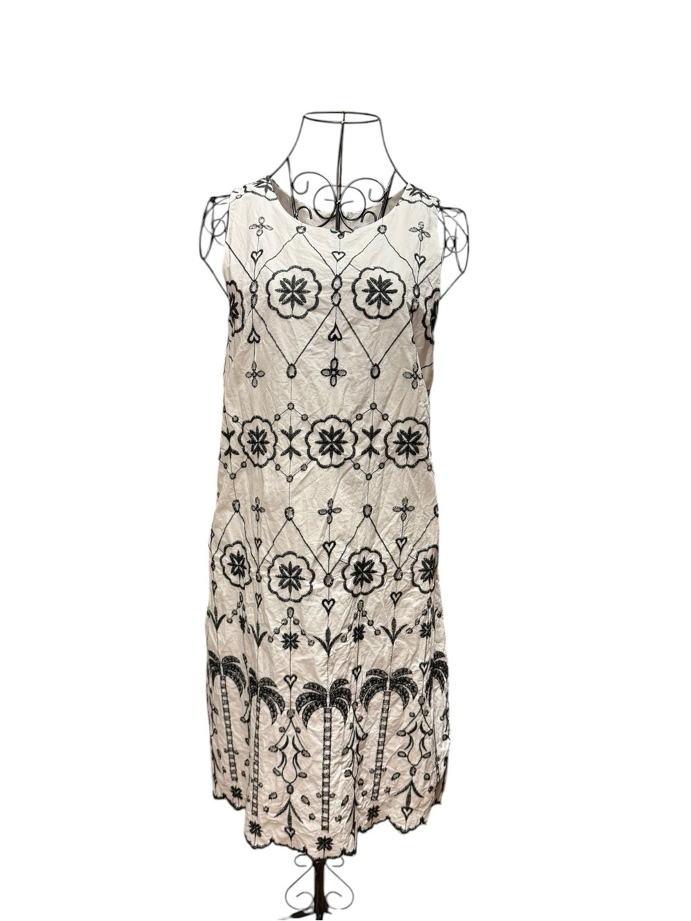 Sleeveless Ivory Black Embroidered Eyelet Shift Dress size 8
